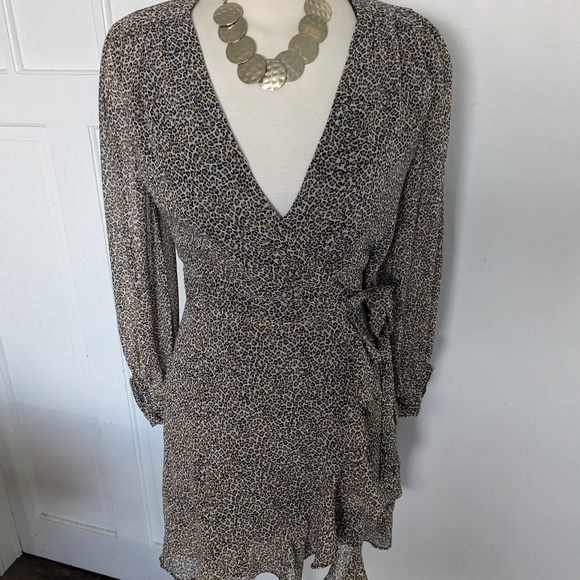 Banana Republic Wrap Dress Size 4 - Picture 3 of 14